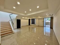 Thomson Hills Estate (D20), Terrace #573381031